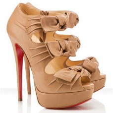 Botki Christian Louboutin Madame Butterfly 140 mm w kolorze beżowym