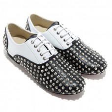 Mokasyny Christian Louboutin Fred Spikes w kolorze czarnym
