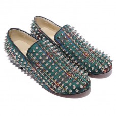 Mokasyny Christian Louboutin Rollerboy Spikes w kolorze zielonym