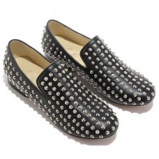 Mokasyny Christian Louboutin Rollerboy Spikes w kolorze czarnym