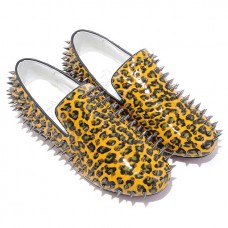 Mokasyny Christian Louboutin Rollerboy Spikes Gold Mokasyny Christian Louboutin Rollerboy Spikes Gold