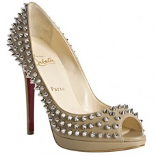 Szpilki Christian Louboutin Yolanda Spikes 120 mm z odkrytym palcem w kolorze beżowym